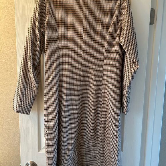 VENUS Embellished Plaid Coat, NWT, Sz 8, color: Cream Multi.  Bedazzled collar - Picture 8 of 9